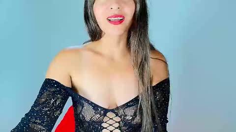 alana_pink95 online show from 1, 2, 2026