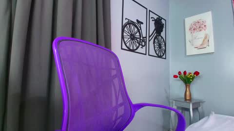 Alana  online show from 17, 1, 2025