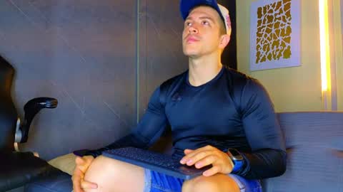 Alan Ferrer online show from 3, 7, 2026