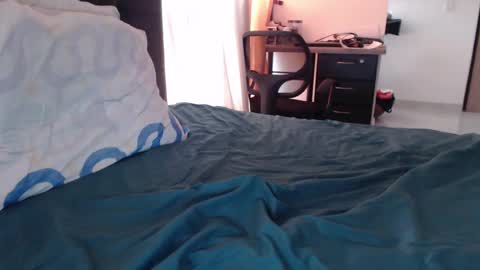 alanxxx836836 online show from 30, 9, 2025