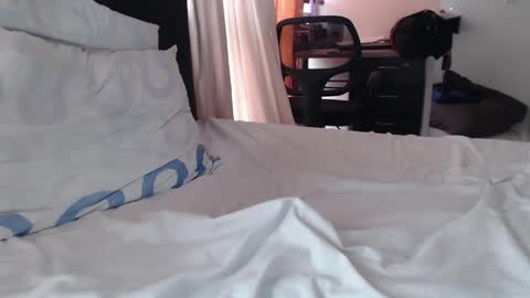 alanxxx836836 online show from 16, 1, 2026