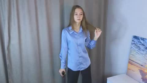 Snapshot of alaynaschoville chatting on 25, 10, 2025 Lola online show from 25, 10, 2025