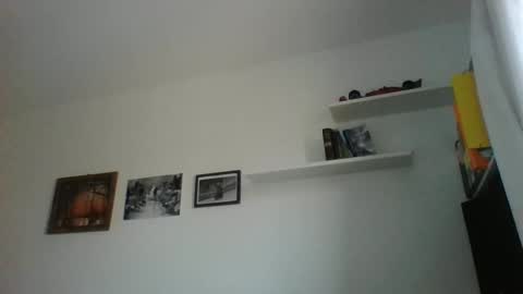 Snapshot of albertodivenire chatting on 1, 2, 2025 albertodivenire online show from 1, 2, 2025