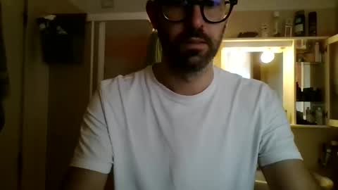 Snapshot of albertodivenire chatting on 23, 2, 2025 albertodivenire online show from 23, 2, 2025