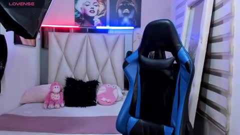 ale_noah_xxx online show from 6, 1, 2025