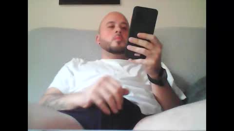 Snapshot of aleeexxxx4u chatting on 22, 10, 2025 aleeexxxx4u online show from 22, 10, 2025