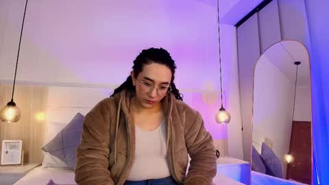 Alehia Cute online show from 12, 10, 2025