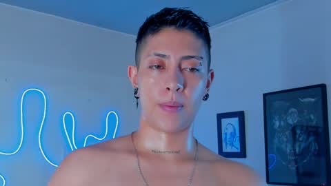 Snapshot of aleja1214 chatting on 10, 9, 2025 Alejandra online show from 10, 9, 2025