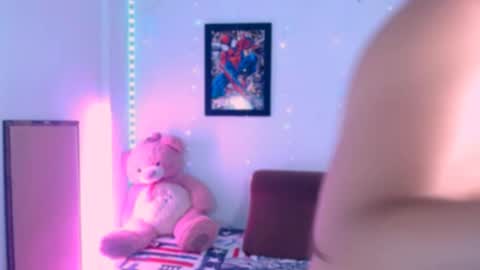 Aleja Harker  online show from 12, 10, 2025