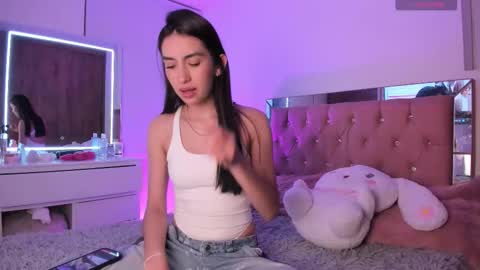 alejandraaa_ online show from 25, 9, 2025