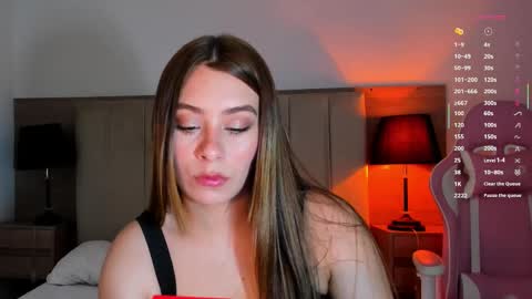 alejandra independent models online show from 10, 9, 2025