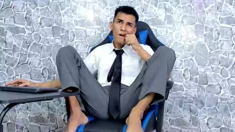 alejo peverell online show from 13, 3, 2026