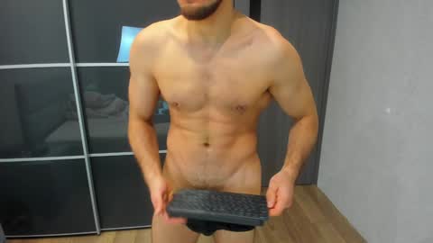 Snapshot of aleks_brown chatting on 29, 1, 2025 aleks_brown online show from 29, 1, 2025