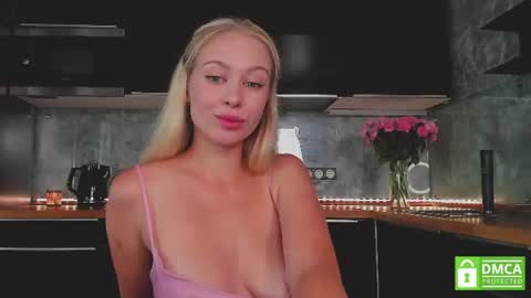 Snapshot of aleksa_cutie chatting on 11, 7, 2026 Next stream - 2 dec - online show from 11, 7, 2026