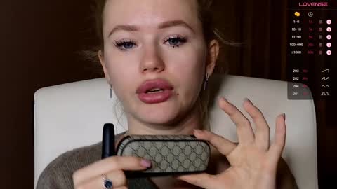 Lexi online show from 20, 12, 2024