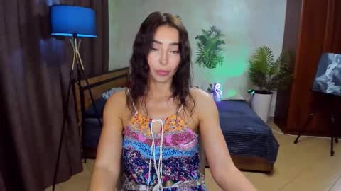 Snapshot of alenacoplan chatting on 11, 9, 2025 AlenaCoplan online show from 11, 9, 2025