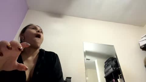 alenart online show from 4, 11, 2025