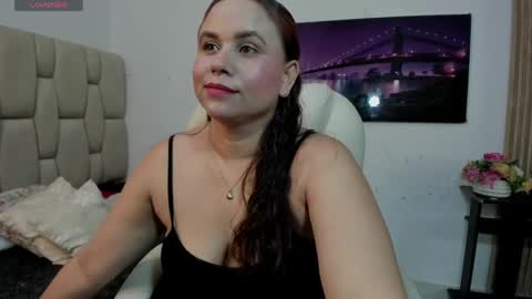 Snapshot of alennax chatting on 27, 5, 2026 alennax online show from 27, 5, 2026