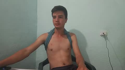 Snapshot of aleo_011 chatting on 8, 1, 2025 Alejandro online show from 8, 1, 2025