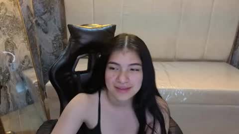 Snapshot of alesia_v chatting on 28, 6, 2026 Live 1000pm 600am COLOMBIAN HOUR online show from 28, 6, 2026
