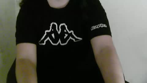 Snapshot of alesialux chatting on 22, 4, 2026 Alesia online show from 22, 4, 2026