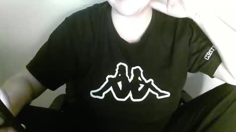 Snapshot of alesialux chatting on 23, 4, 2026 Alesia online show from 23, 4, 2026
