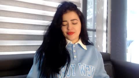 Snapshot of aleska__bell chatting on 4, 2, 2025 Aleska online show from 4, 2, 2025