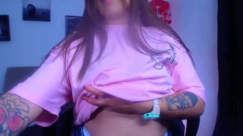 QUEEN OFF MILk  IM BACK  15 NOV online show from 5, 1, 2025