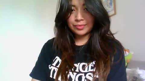 QUEEN OFF MILk  IM BACK  15 NOV online show from 12, 1, 2026