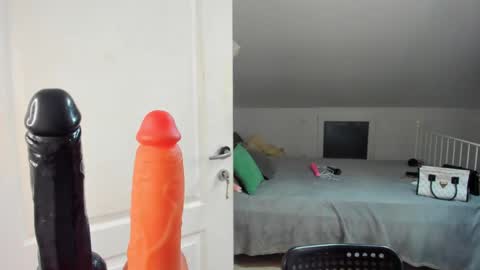 Snapshot of alesquirt chatting on 11, 3, 2025 Alexandra if want to support me every 11111 help to buy my new house....thx 4 your support online show from 11, 3, 2025