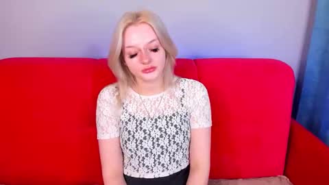 Snapshot of alessakiss chatting on 17, 10, 2025 alessakiss online show from 17, 10, 2025