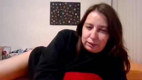Alessandra Conrado online show from 5, 10, 2025