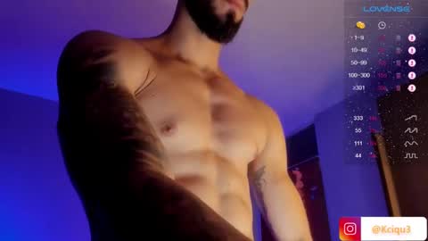 Snapshot of alessandro_dibellucci chatting on 19, 1, 2025 Kciqu3 Independent model online show from 19, 1, 2025