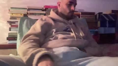 alessandromori91 online show from 5, 4, 2026