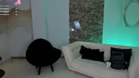 ALESSA ROMERO  online show from 16, 1, 2025