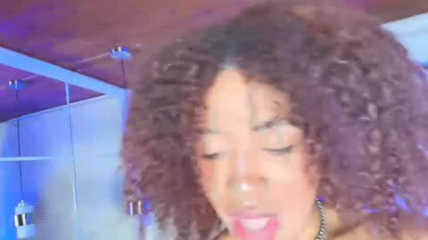 Snapshot of alessia_moon1 chatting on 24, 9, 2025 Alejandra online show from 24, 9, 2025