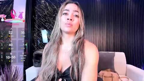 Alessia  Everyday From 0530 to 1430 Col Time online show from 14, 10, 2025