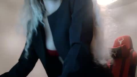 AlessiaCreed online show from 22, 9, 2025