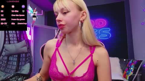 alessiacroft online show from 1, 10, 2025