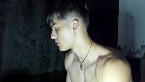 alessio Vale online show from 25, 3, 2026