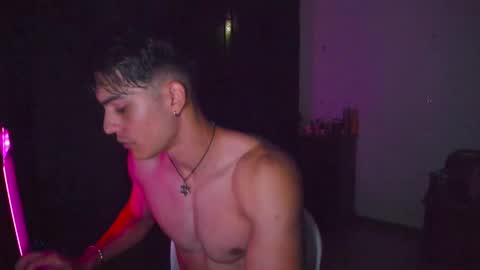 alessio Vale online show from 28, 3, 2026