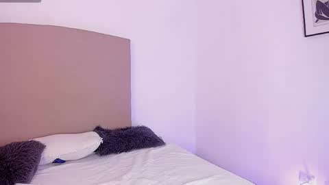 Snapshot of alesssia_moon chatting on 13, 5, 2026 Alessia Moon online show from 13, 5, 2026