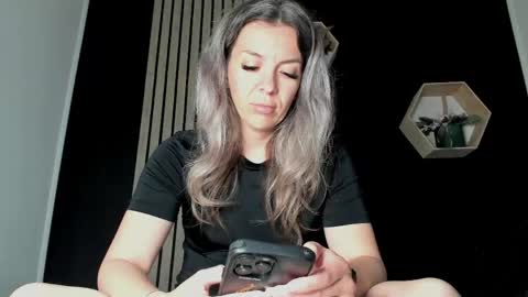 Snapshot of alesys69 chatting on 28, 5, 2026 alesys69 online show from 28, 5, 2026