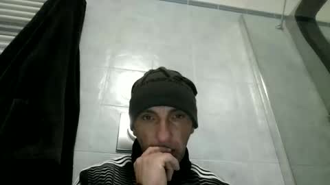 Snapshot of alex120475 chatting on 1, 2, 2026 alex120475 online show from 1, 2, 2026