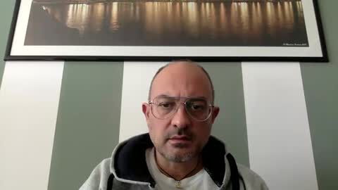 Snapshot of alex1977milano chatting on 5, 2, 2025 the Gold Couple online show from 5, 2, 2025