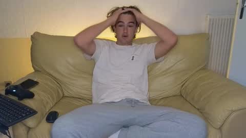 Alex83530 online show from 9, 11, 2025