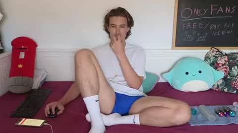 Snapshot of alex83530 chatting on 16, 6, 2026 Alex83530 online show from 16, 6, 2026