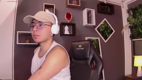 Alex online show from 10, 3, 2025