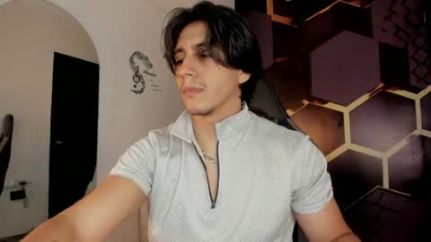 Snapshot of alex_cano chatting on 7, 8, 2026 alex online show from 7, 8, 2026