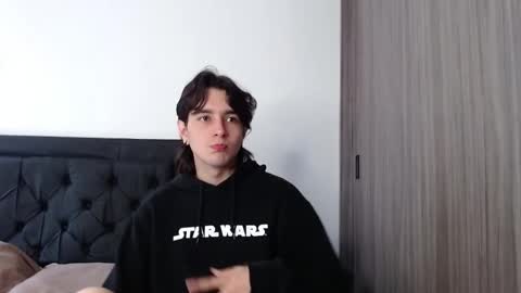 alex_connorr online show from 5, 3, 2025